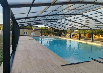 Cubierta de piscina